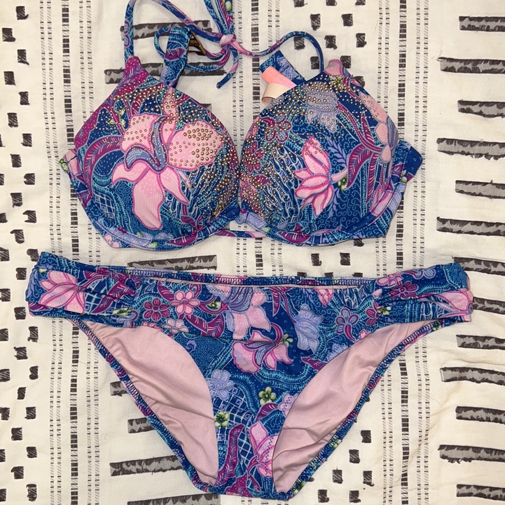 Victoria’s Secret Bikini Set Bombshell Push Up Bra + Bottoms